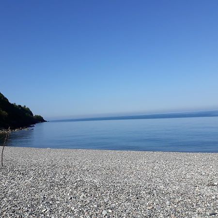 Green Hotel 크바리아티 외부 사진